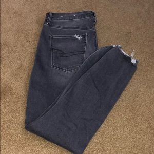 American Eagle grey ripped jeans women’s size 14!